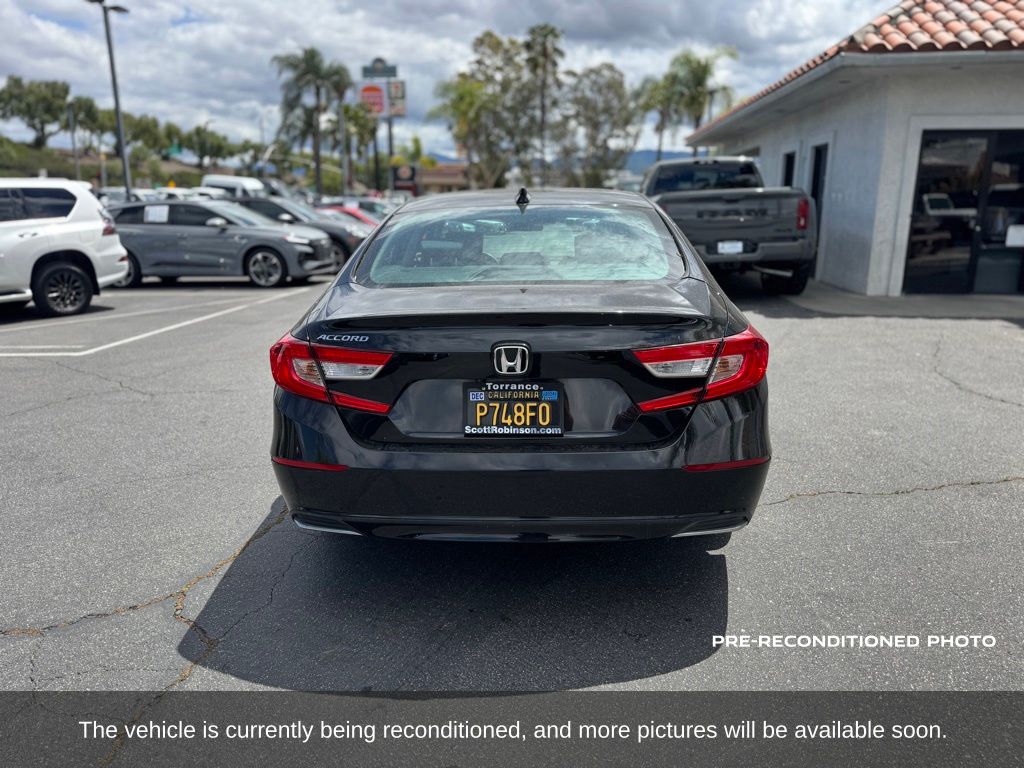 2018 Honda Accord EX photo 4