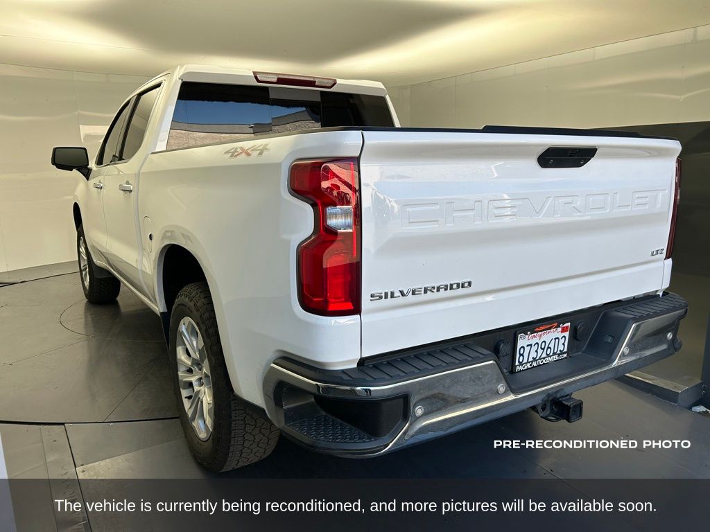 2021 Chevrolet Silverado 1500 LTZ photo 3