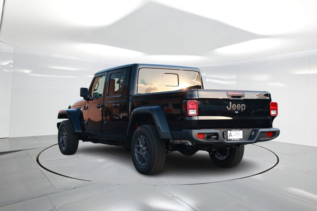 New 2026 Jeep Gladiator Sport S Pickup