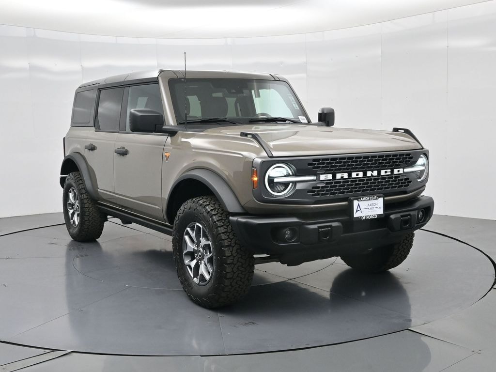 Used 2025 Ford Bronco Badlands SUV