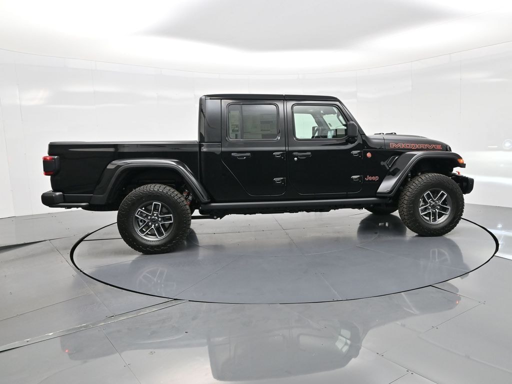 New 2025 Jeep Gladiator Mojave Pickup