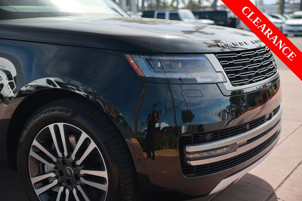 2025 Land Rover Range Rover P530 SE 7 Seat photo 6