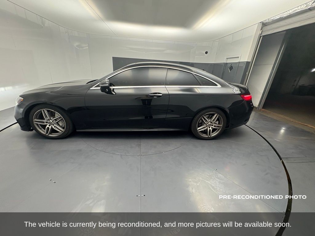 2018 Mercedes Benz E 400 Coupe photo 2