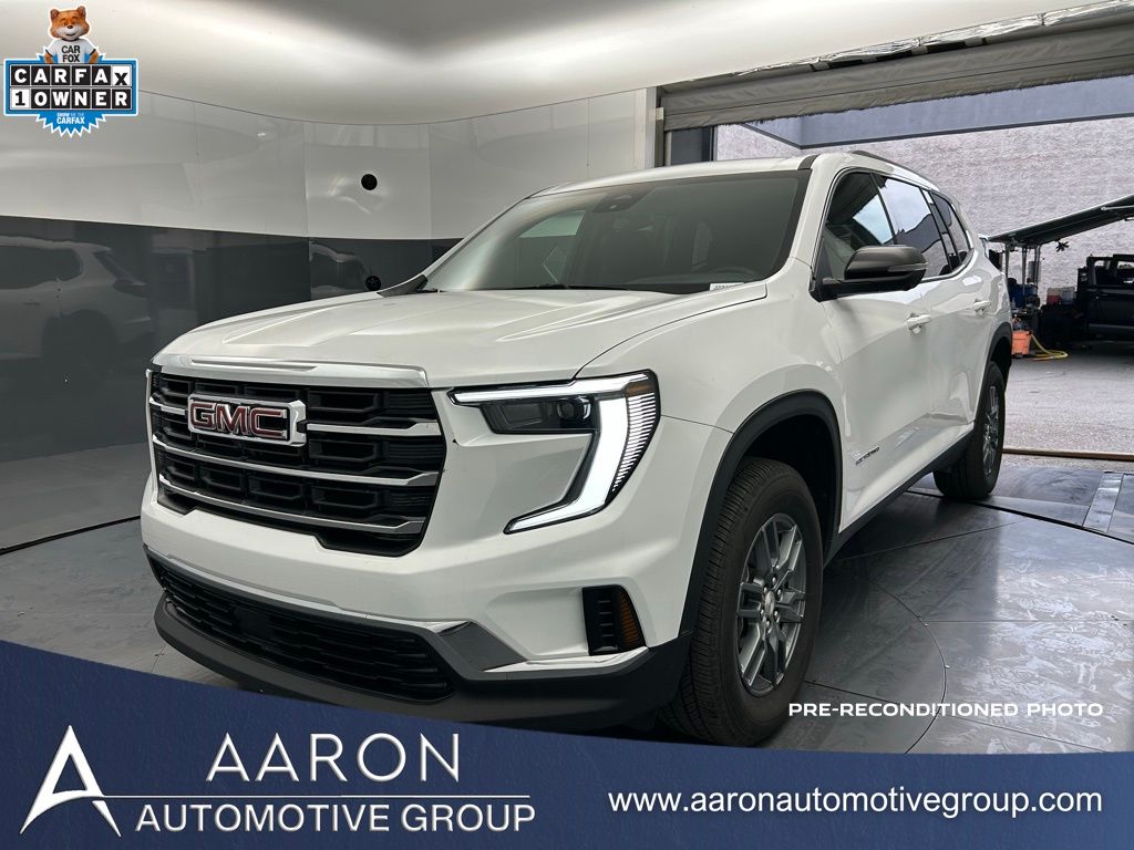 2025 GMC Acadia Elevation's photo