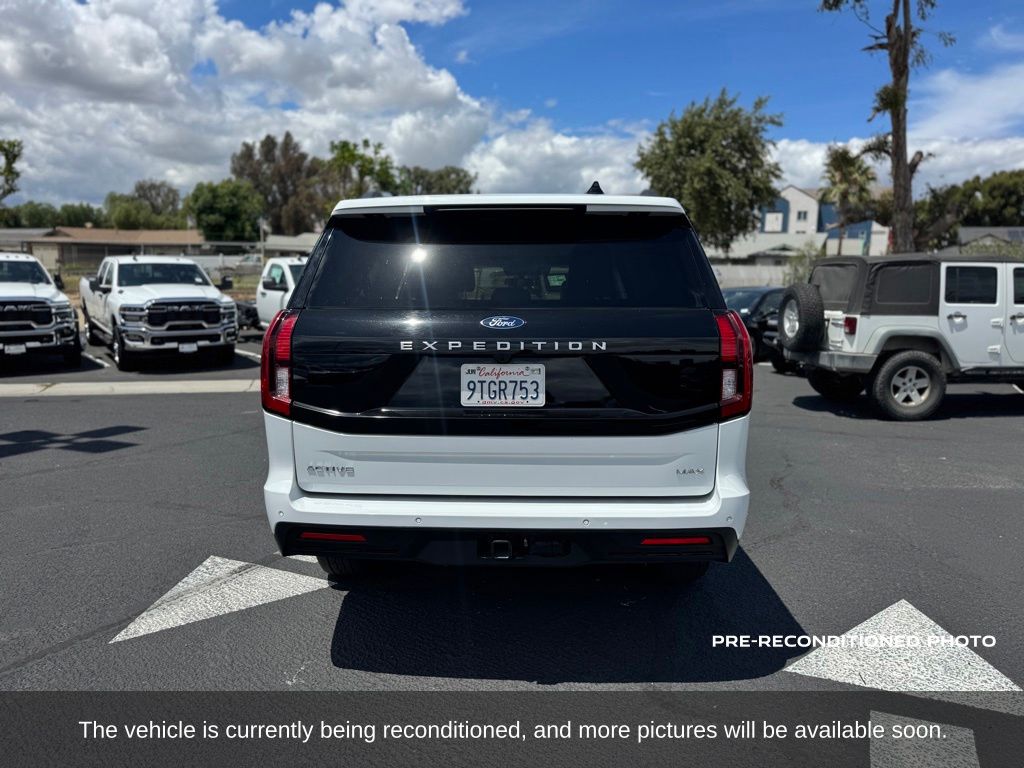 2025 Ford Expedition Max Active photo 4