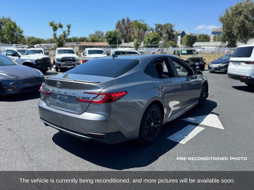 2025 Toyota Camry SE photo 6