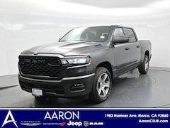 2025 Ram 1500 TRADESMAN CREW CAB 4X2 5'7 BOX Pickup