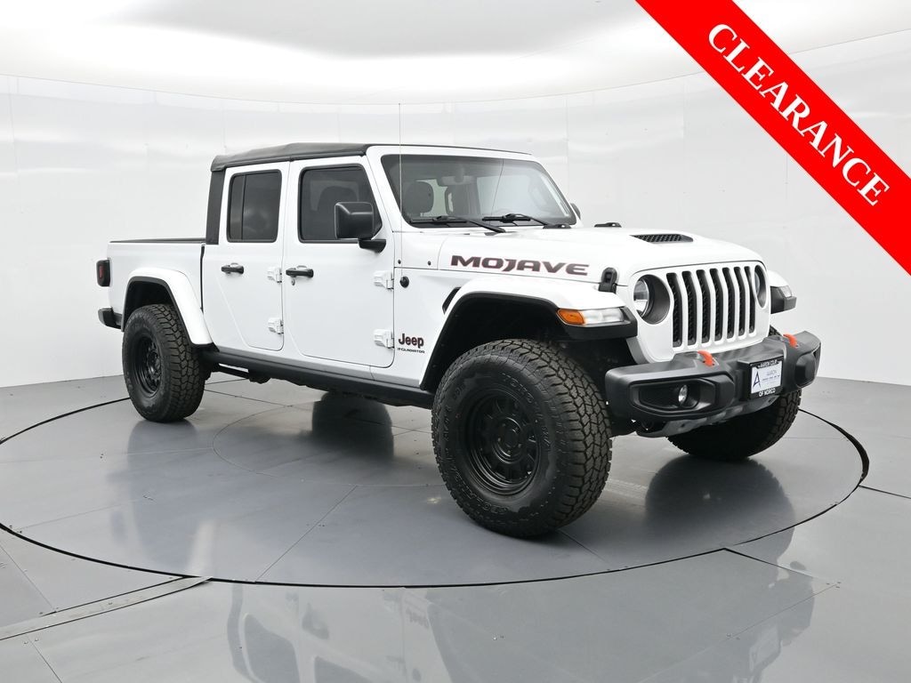 Used 2023 Jeep Gladiator Mojave Truck Crew Cab