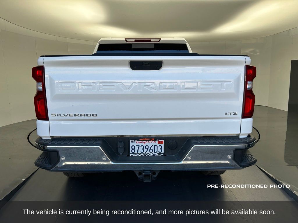 2021 Chevrolet Silverado 1500 LTZ photo 4