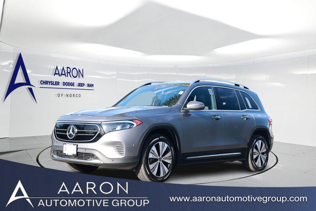 2023 Mercedes-Benz EQB EQB 300's photo