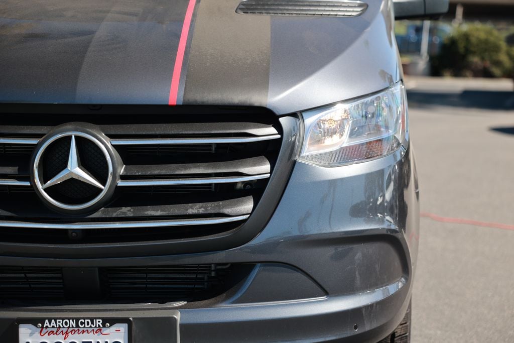 2022 Mercedes-Benz Sprinter 2500 Standard Roof I4 photo 4