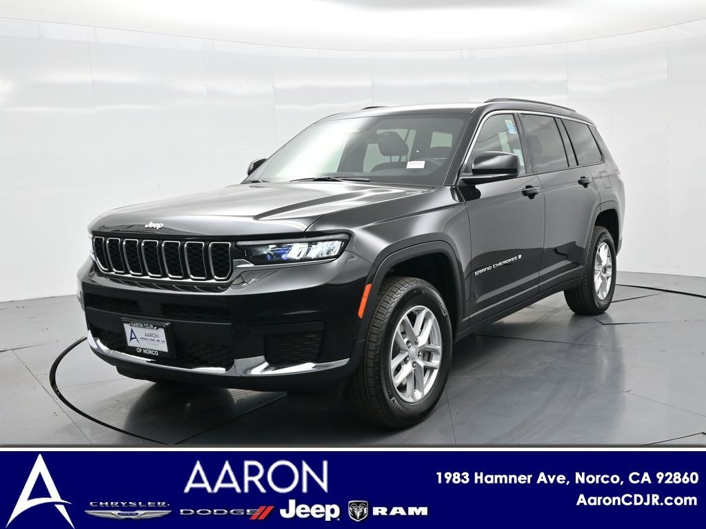 New 2025 Jeep Grand Cherokee L Laredo Sport Utility