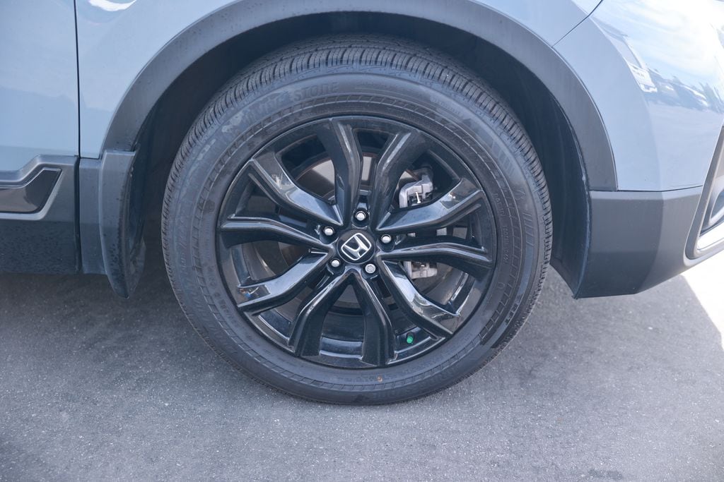 2022 Honda CR-V Touring photo 3