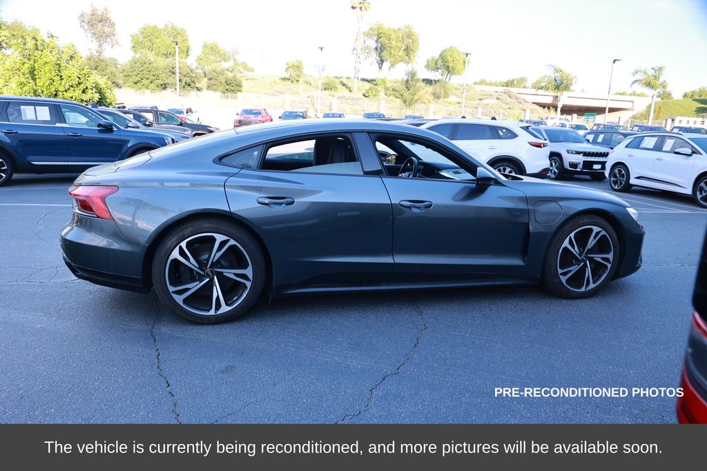 2023 Audi e-tron GT Premium Plus photo 6