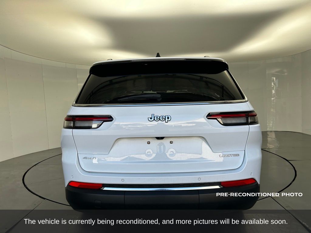2024 Jeep Grand Cherokee Limited photo 4