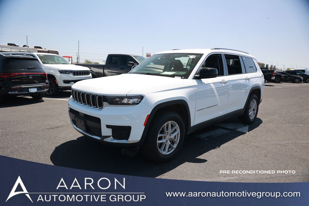2021 Jeep Grand Cherokee L Laredo's photo