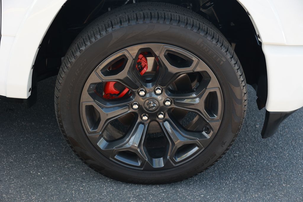 2022 Ram 1500 Limited photo 3