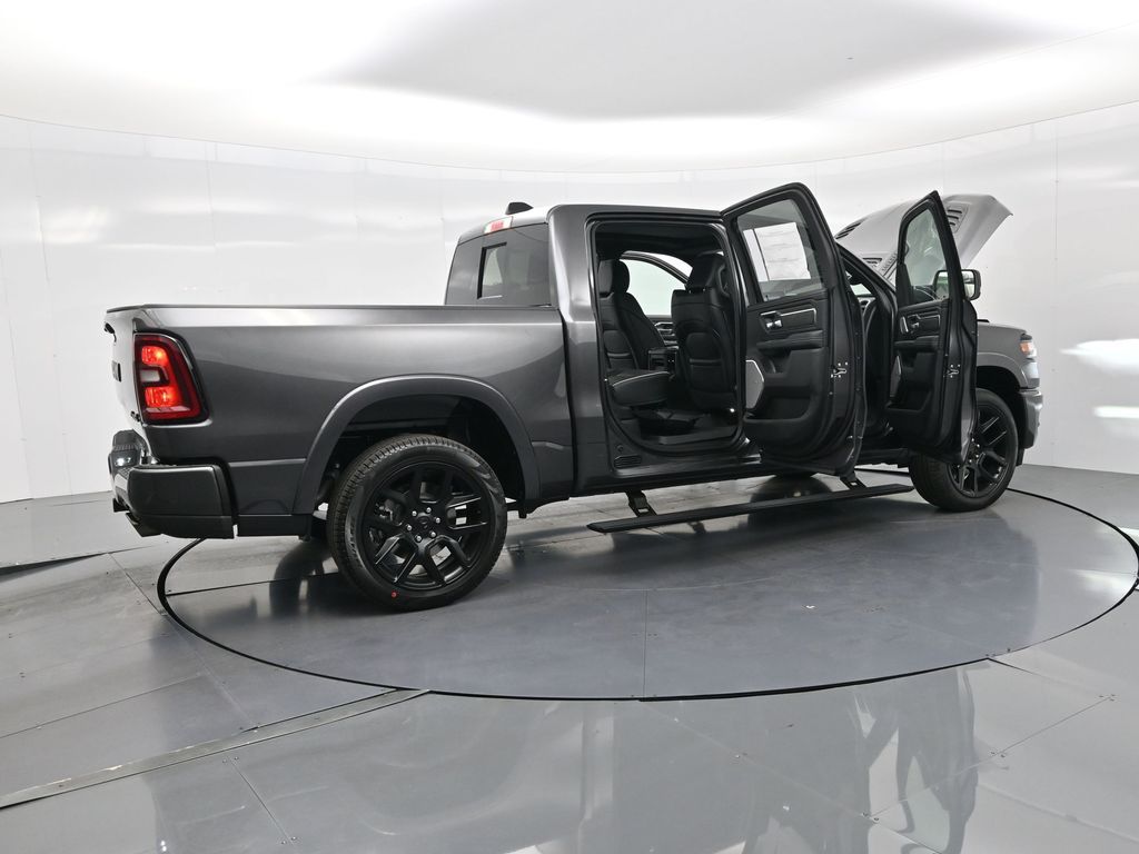 2026 Ram 1500 Laramie photo 4