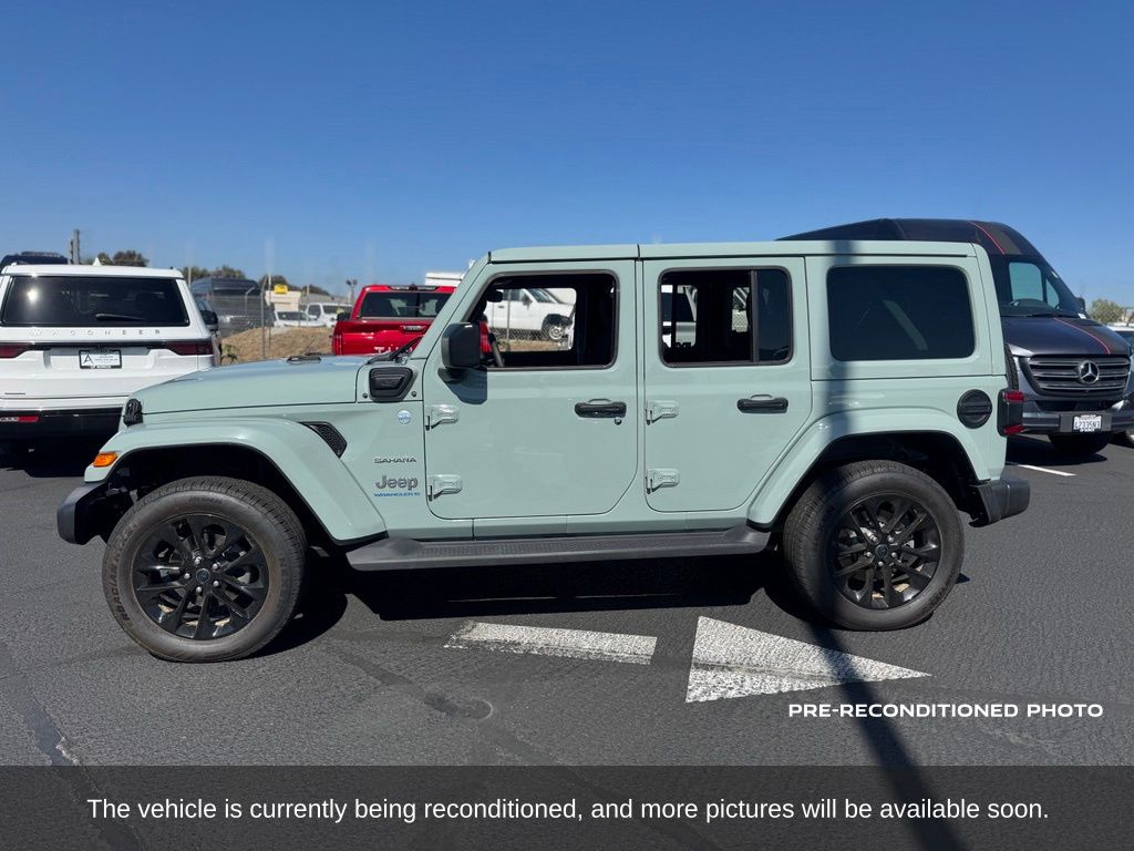 2024 Jeep Wrangler 4xe Sahara photo 2