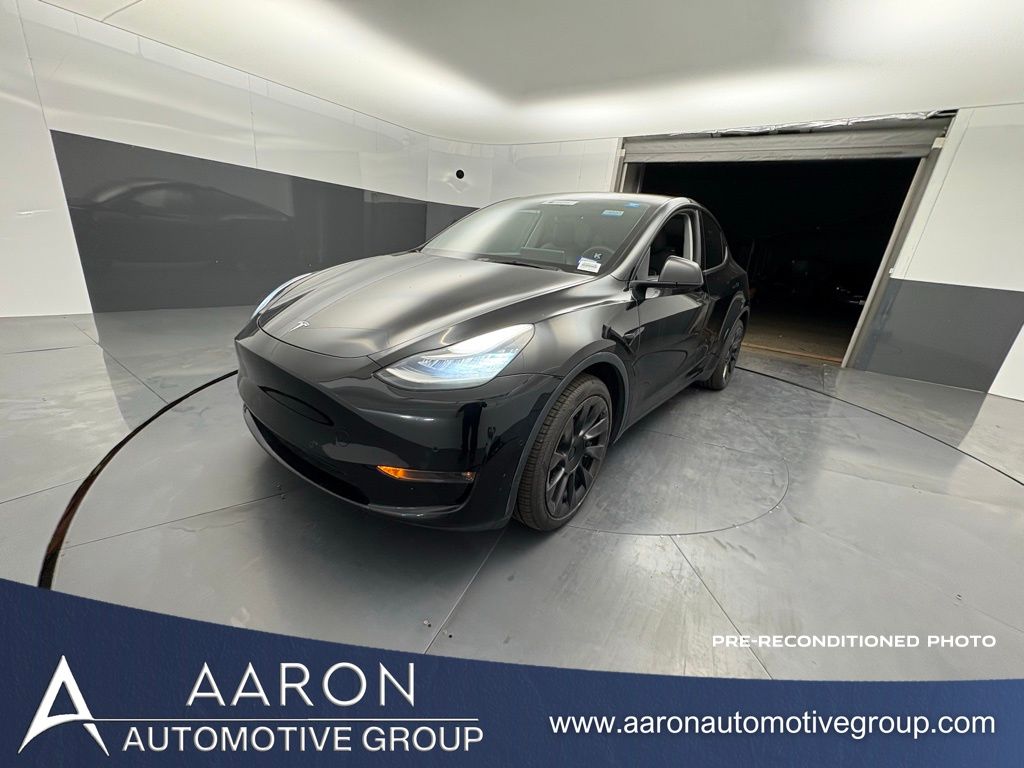 2021 Tesla Model Y Long Range's photo