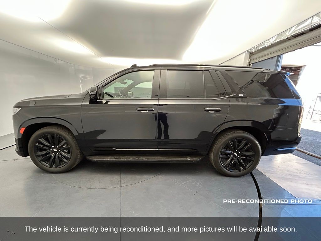 2024 Cadillac Escalade Sport photo 2