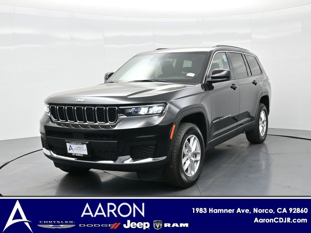 New 2025 Jeep Grand Cherokee L Laredo Sport Utility