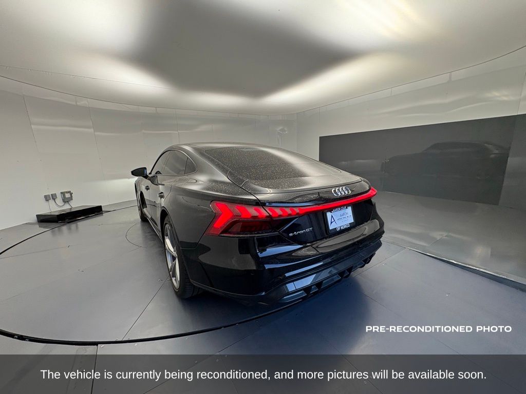 2023 Audi e-tron GT Premium Plus photo 3