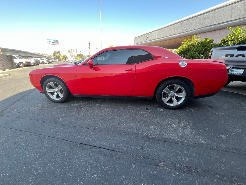 Used 2018 Dodge Challenger SXT with VIN 2C3CDZAG4JH270710 for sale in Norco, CA