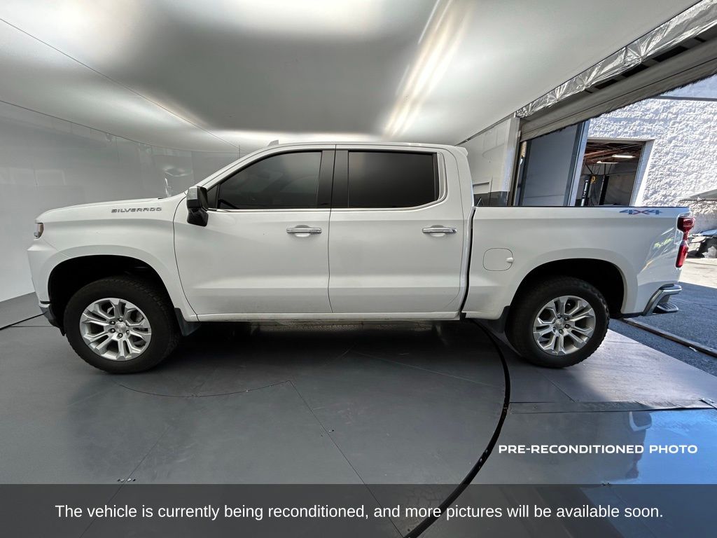 2021 Chevrolet Silverado 1500 LTZ photo 2