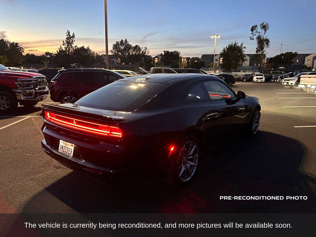 2024 Dodge Charger Daytona Scat Pack photo 6