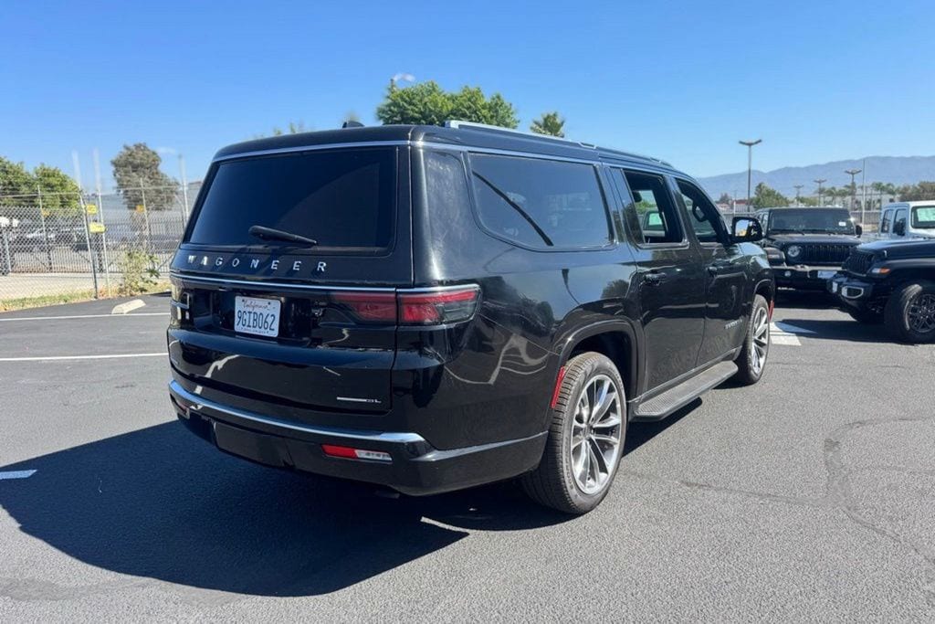 Used 2023 Jeep Wagoneer L Series II SUV