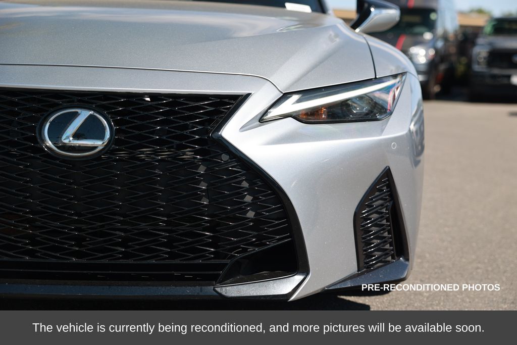 2023 LEXUS IS 350 F SPORT photo 4