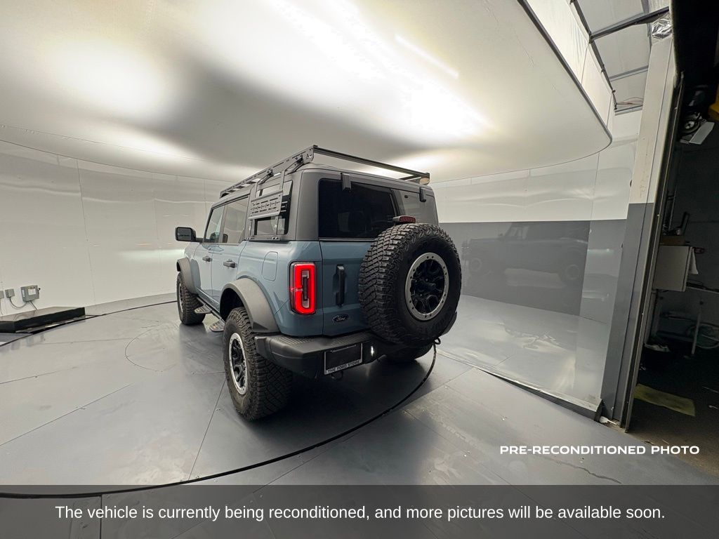 2023 Ford Bronco Badlands photo 3