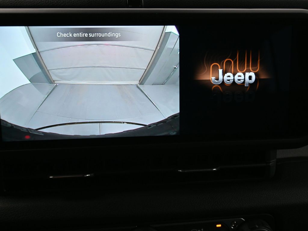 2025 Jeep Wrangler 4-Door Willys - Photo 22