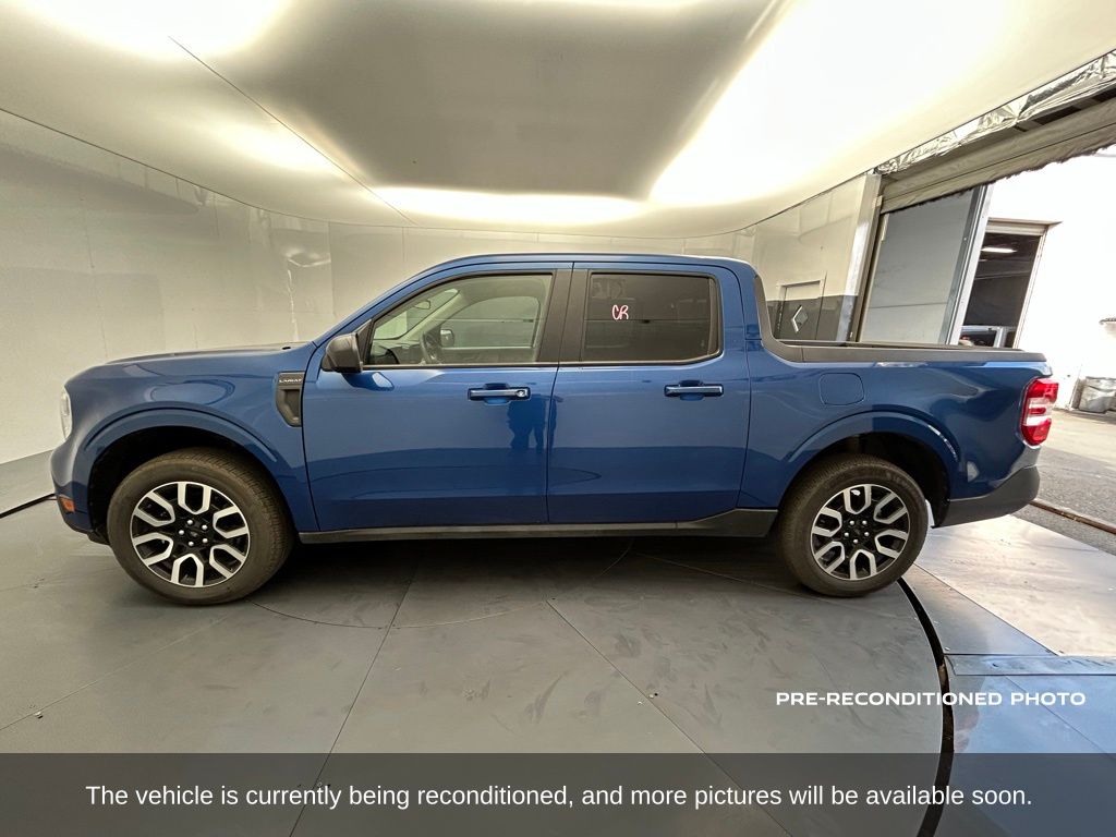 2024 Ford Maverick Lariat photo 2