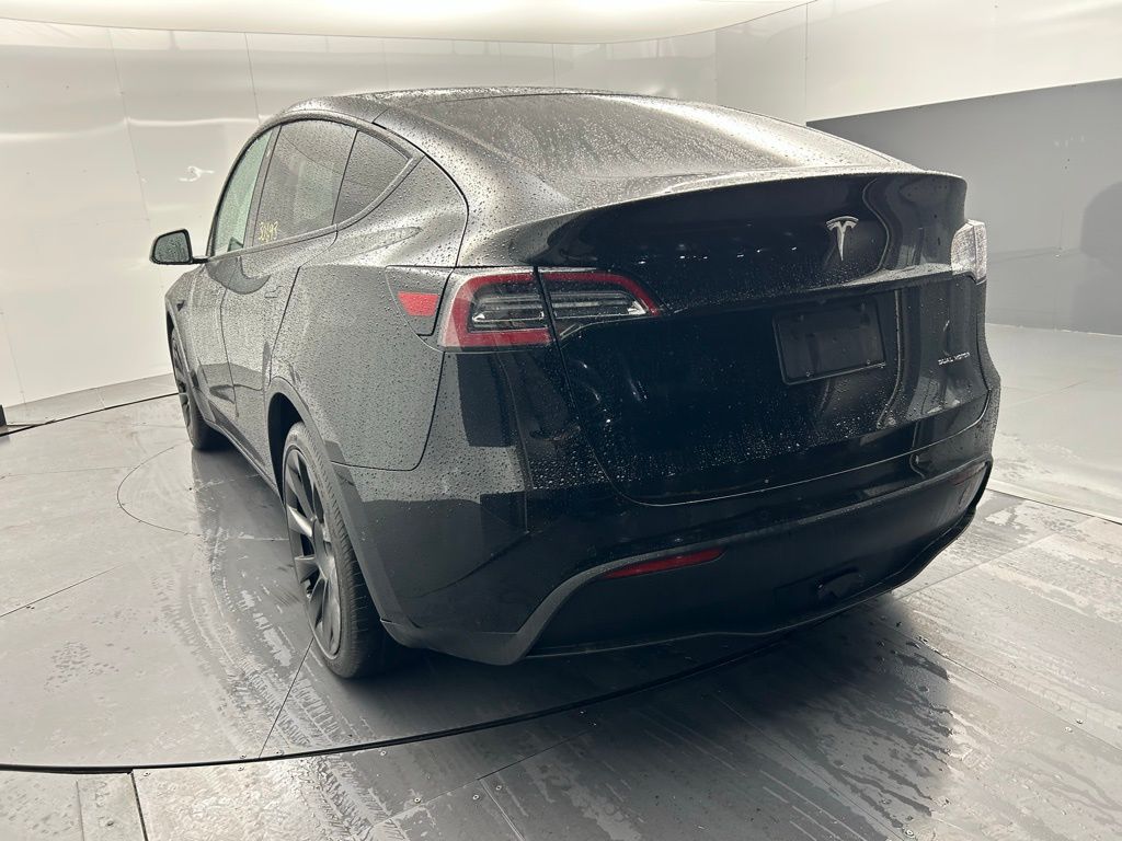 2020 Tesla Model Y Long Range photo 3