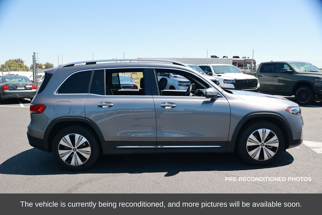 2023 Mercedes-Benz EQB 300 4MATIC photo 6