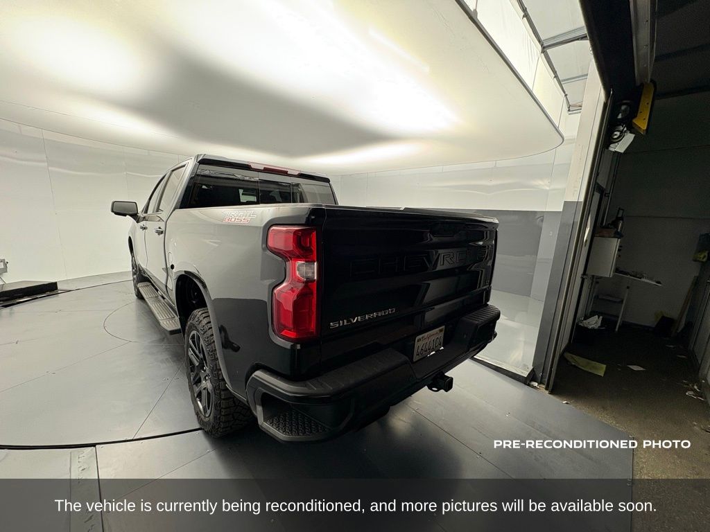 2024 Chevrolet Silverado 1500 LT Trail Boss photo 3