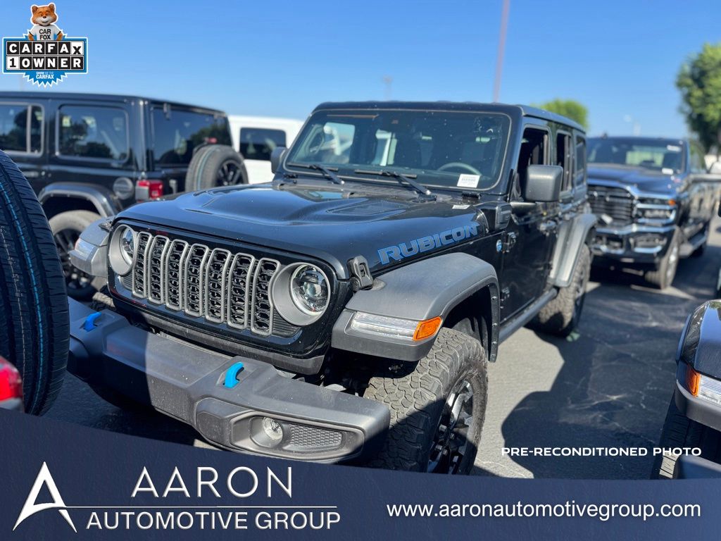 2025 Jeep Wrangler 4xe's photo
