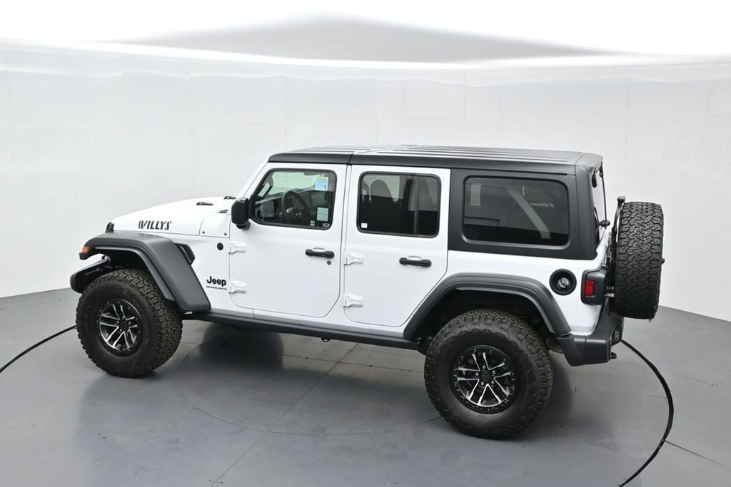 2025 Jeep Wrangler 4-Door Willys - Photo 56