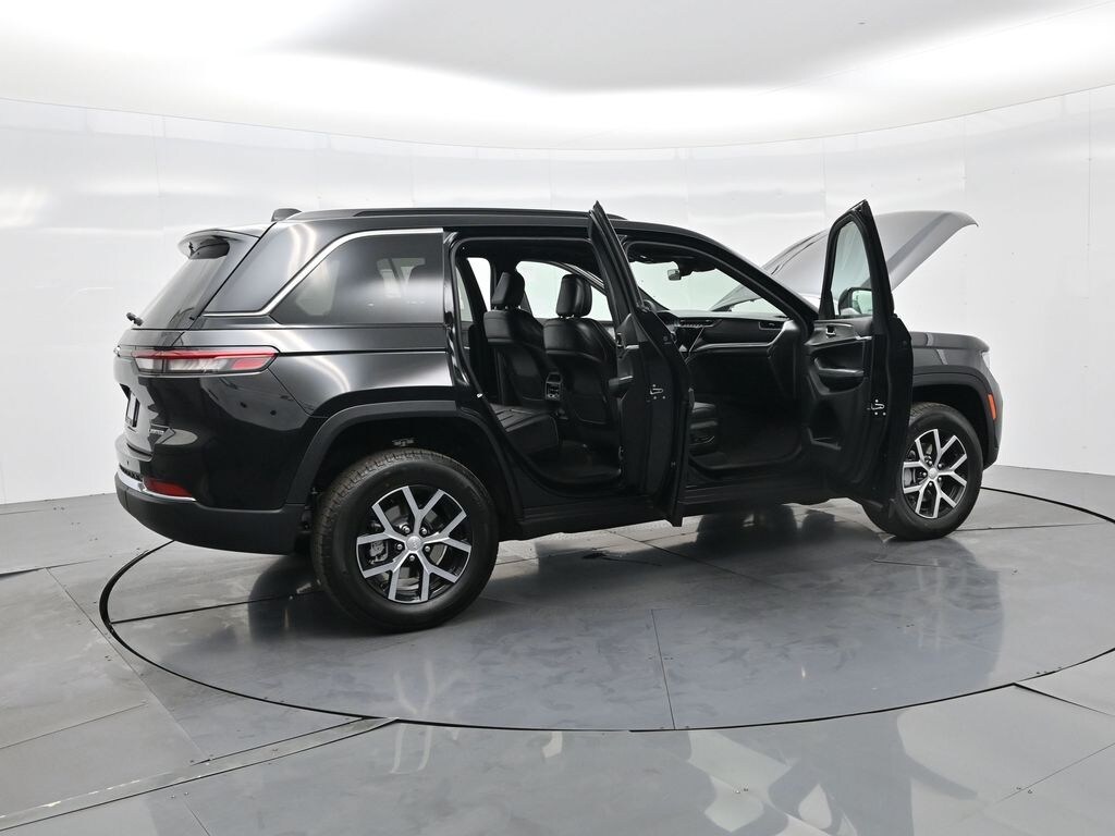 New 2025 Jeep Grand Cherokee Limited Sport Utility