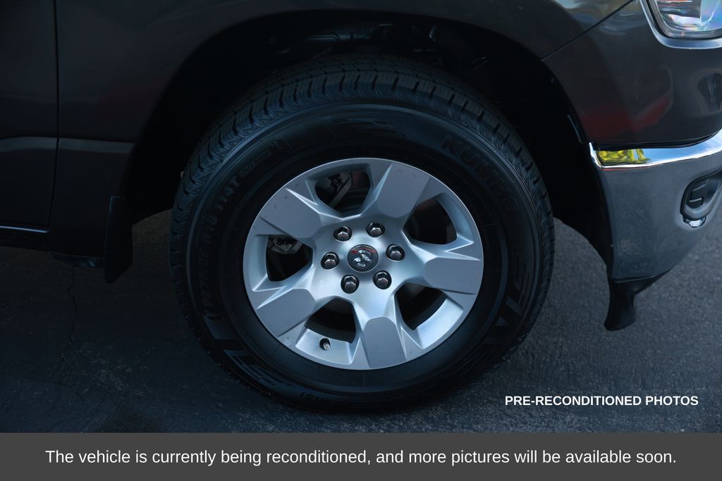 2022 Ram 1500 Big Horn/Lone Star photo 3