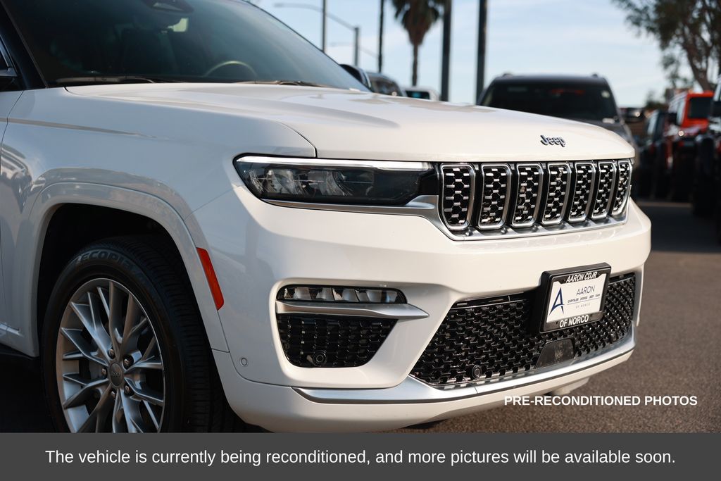 2023 Jeep Grand Cherokee Summit photo 6