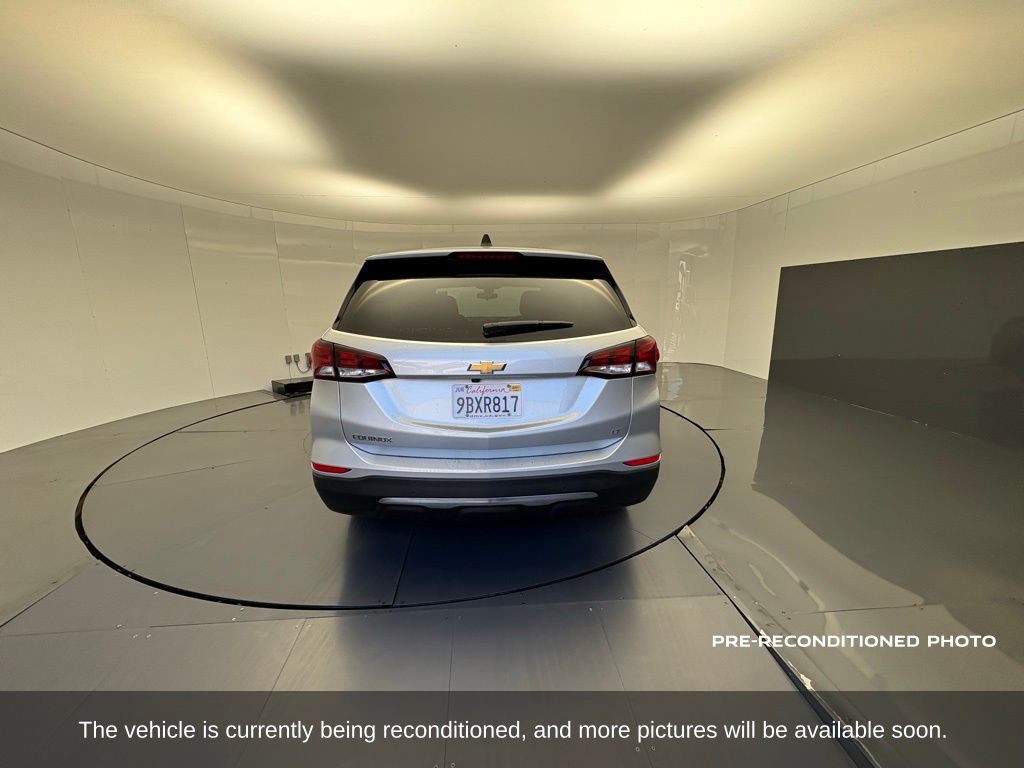 2022 Chevrolet Equinox photo 4