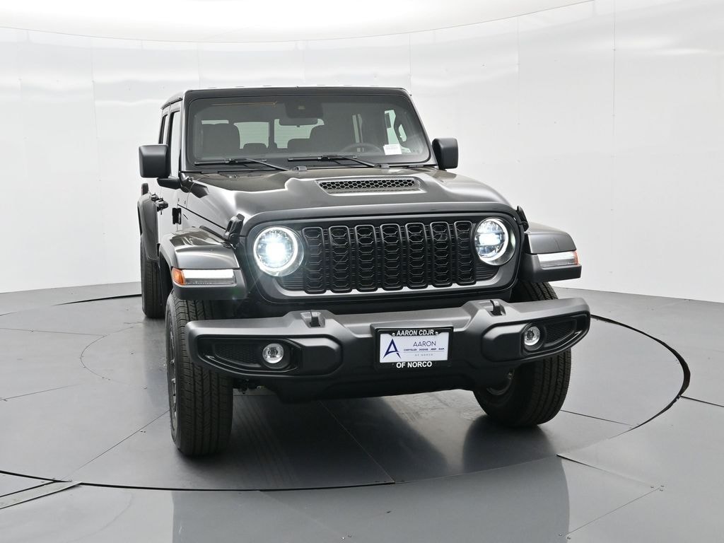 New 2025 Jeep Gladiator Sport S Pickup