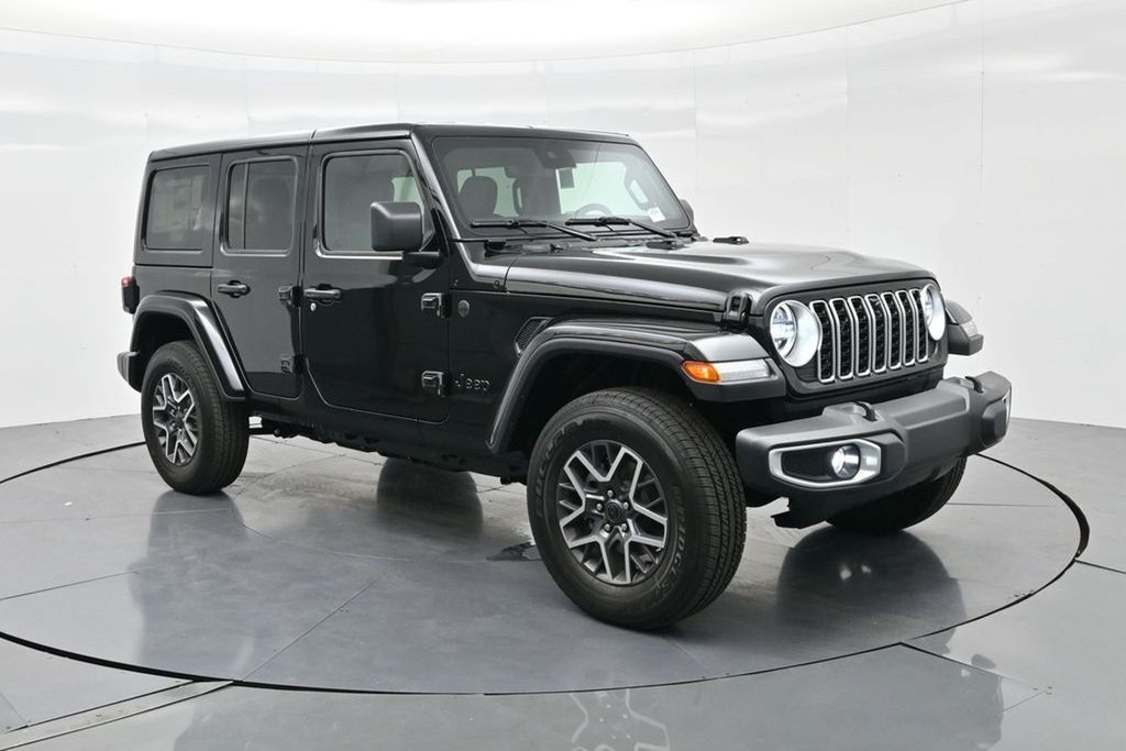 2025 Jeep Wrangler 4-Door Sahara - Photo 4