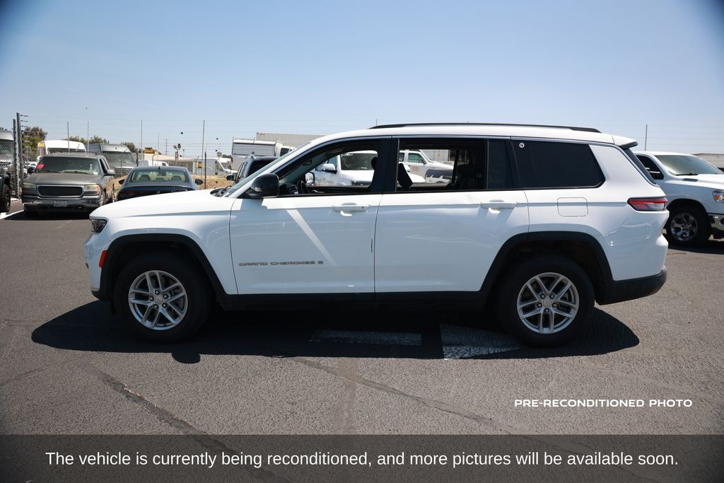 Used 2021 Jeep Grand Cherokee L Laredo SUV