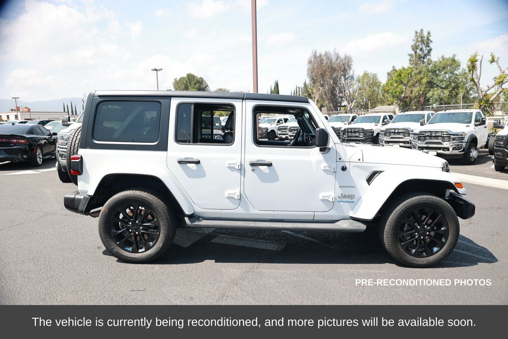 2022 Jeep Wrangler Unlimited 4xe Sahara photo 6