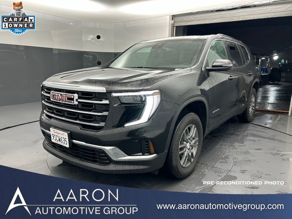 2025 GMC Acadia Elevation's photo