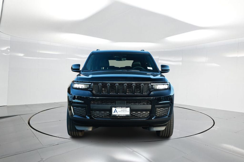 New 2025 Jeep Grand Cherokee L Altitude Sport Utility